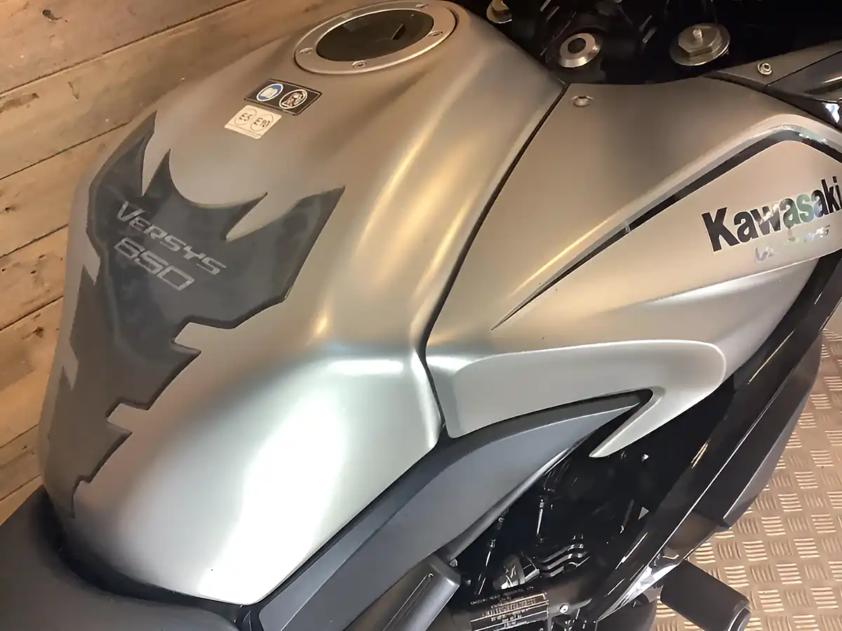 Used 2018 Kawasaki Versys 650 Silver - Interior and Exterior details 13