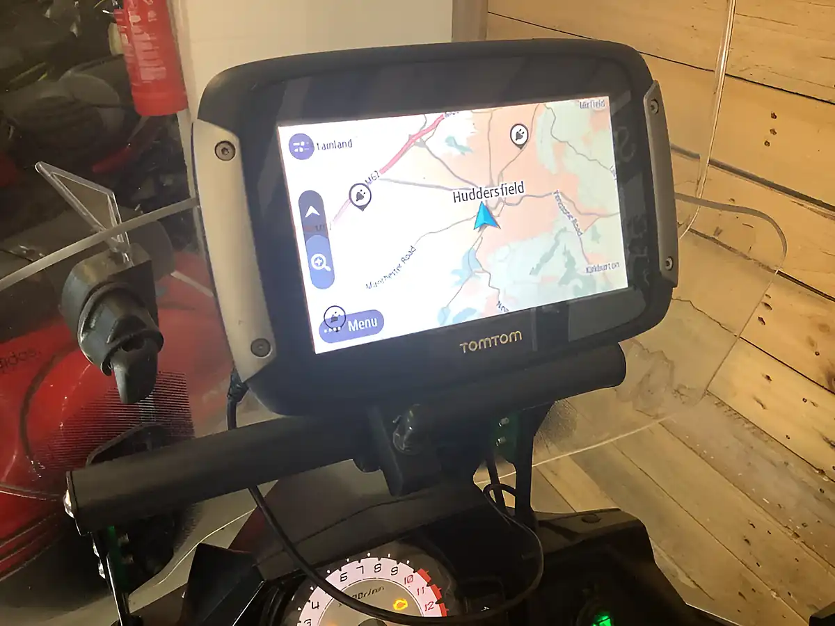 Used 2018 Kawasaki Versys 650 Silver - Interior and Exterior details 9