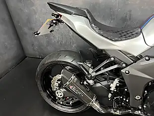 Used 2018 Kawasaki Z1000 Supernaked Orange - Interior and Exterior details 7