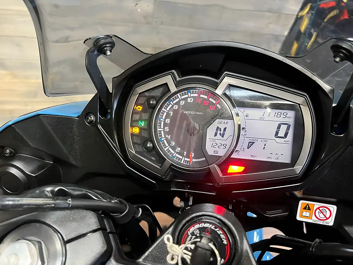 Used 2018 Kawasaki Z1000 Sx 1000 Blue - Interior and Exterior details 5