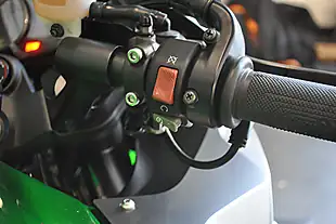 Used 2018 Kawasaki Z1000 Sx Green - Interior and Exterior details 18