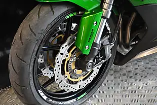 Used 2018 Kawasaki Z1000 Sx Green - Interior and Exterior details 8