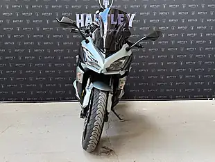 Used 2018 Kawasaki Z1000 Sx Silver - Interior and Exterior details 2