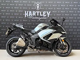 Used 2018 Kawasaki Z1000 Sx Silver - Interior and Exterior details 5