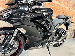 Used 2018 Kawasaki Z1000 Sx Wjf Black - Interior and Exterior details 15