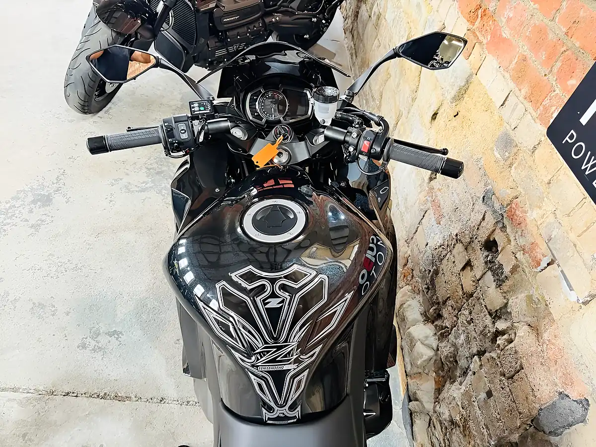 Used 2018 Kawasaki Z1000 Sx Wjf Black - Interior and Exterior details 20