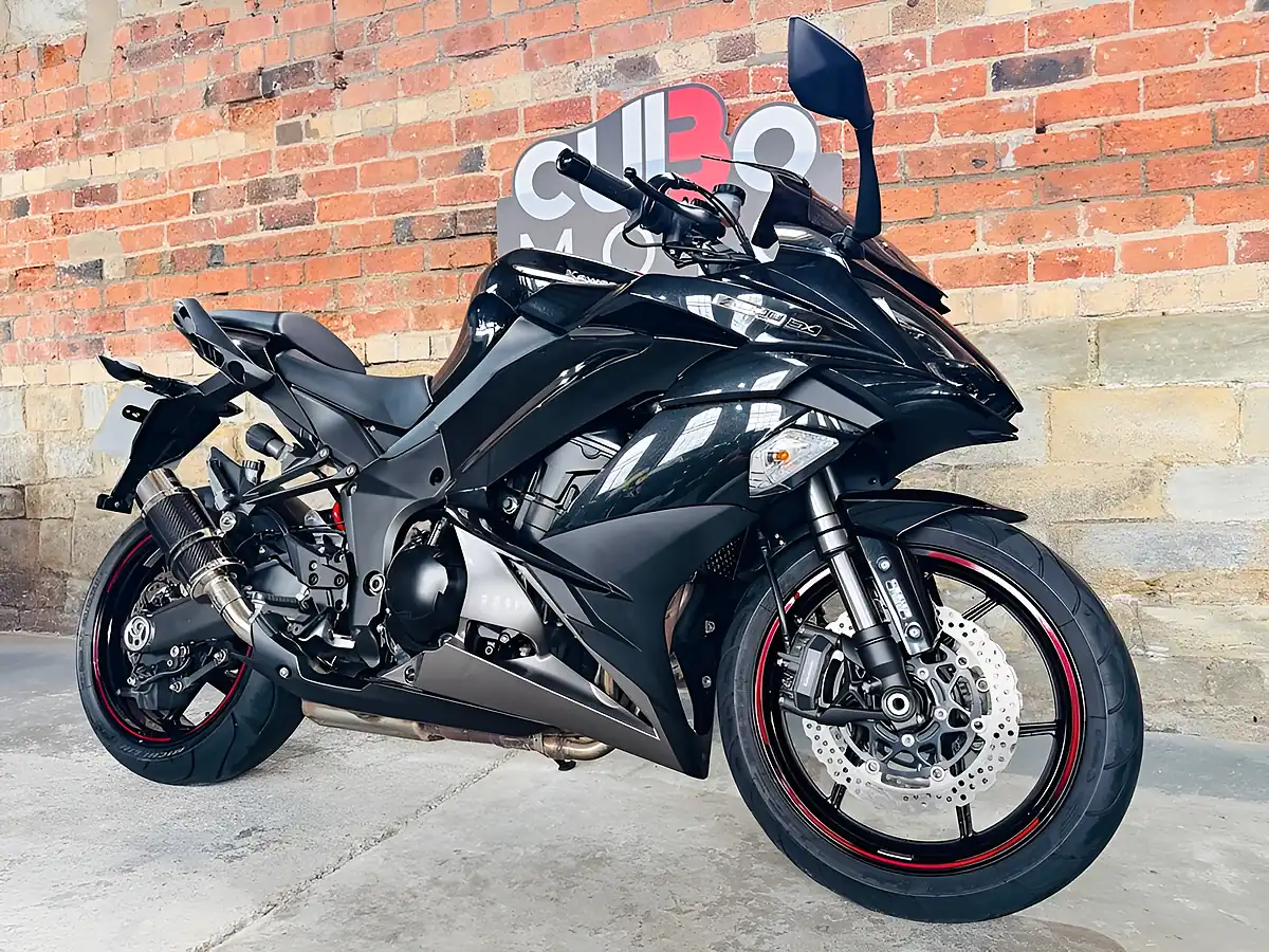 Used 2018 Kawasaki Z1000 Sx Wjf Black - Interior and Exterior details 3