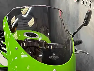 Used 2018 Kawasaki Z900 RS Cafe Green - Interior and Exterior details 6