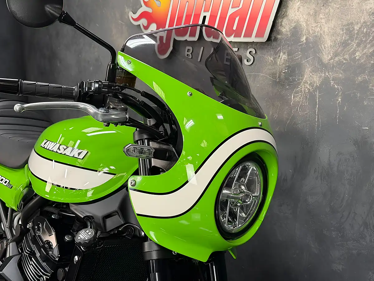 Used 2018 Kawasaki Z900 RS Cafe Green - Interior and Exterior details 7