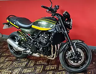 Used 2018 Kawasaki Z900 RS Green - Interior and Exterior details 12