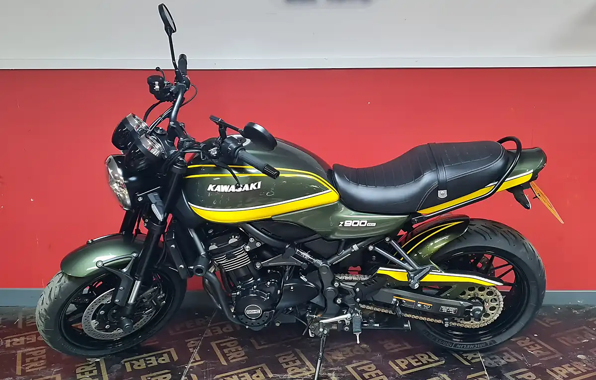 Used 2018 Kawasaki Z900 RS Green - Interior and Exterior details 13