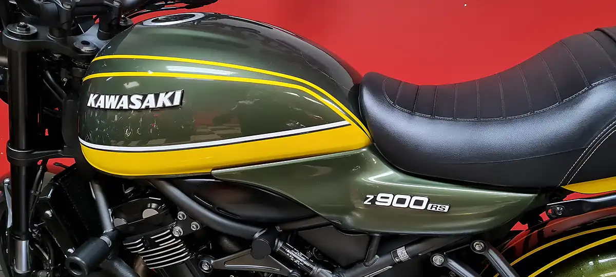 Used 2018 Kawasaki Z900 RS Green - Interior and Exterior details 15