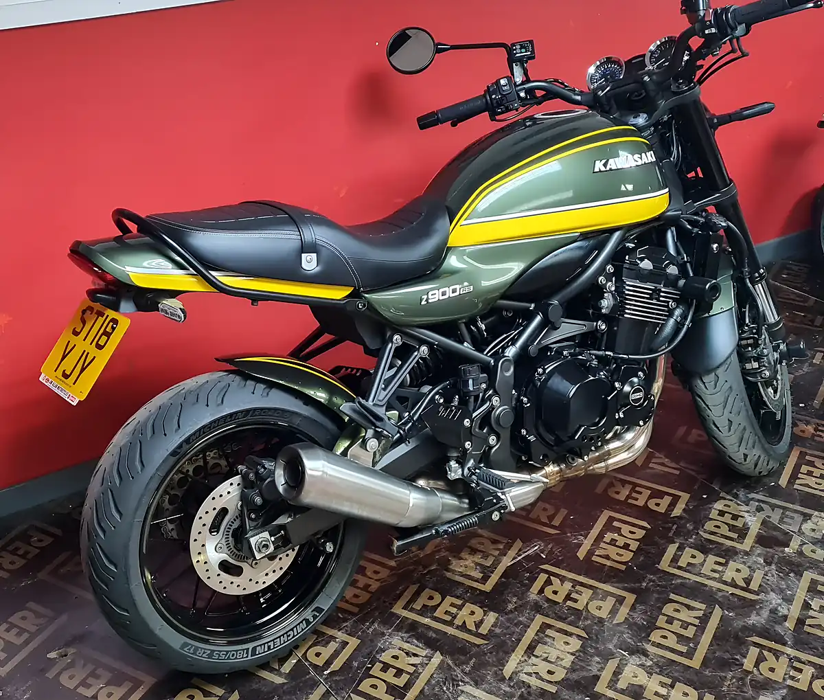 Used 2018 Kawasaki Z900 RS Green - Interior and Exterior details 5