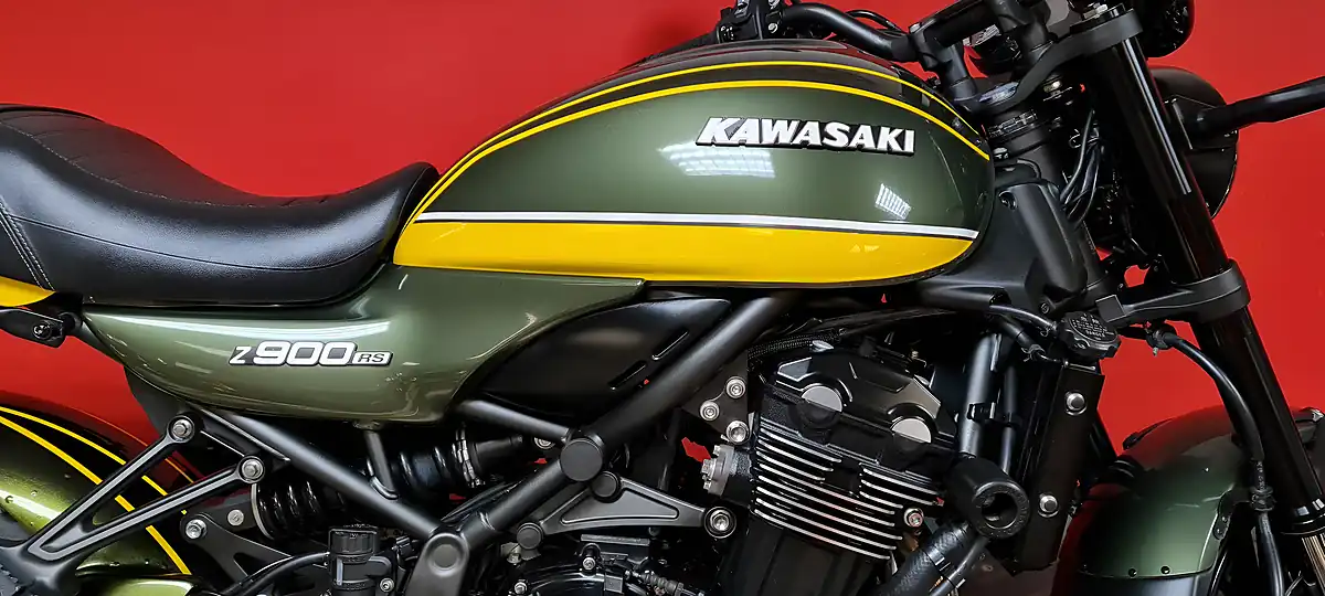 Used 2018 Kawasaki Z900 RS Green - Interior and Exterior details 7