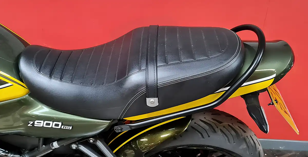 Used 2018 Kawasaki Z900 RS Green - Interior and Exterior details 8
