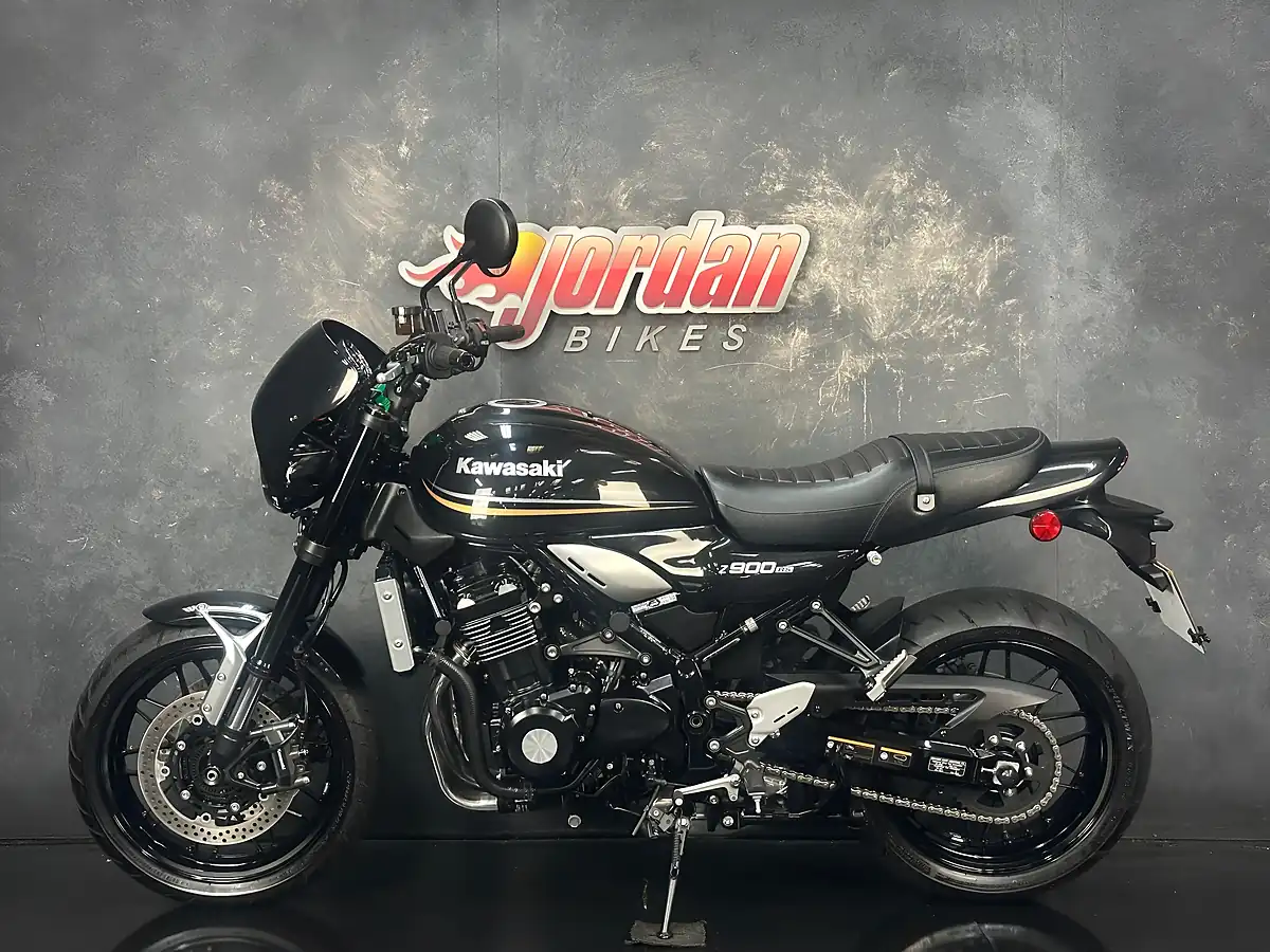 Used 2018 Kawasaki Z900 RS Modern Classic Black - Interior and Exterior details 2