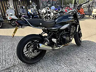 Used 2018 Kawasaki Z900 RS Modern Classic Black - Interior and Exterior details 3