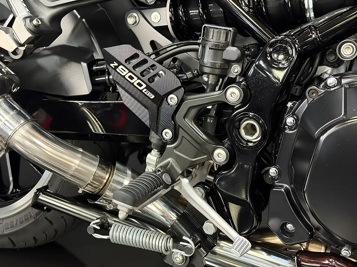 Used 2018 Kawasaki Z900 RS Modern Classic Brown - Interior and Exterior details 12