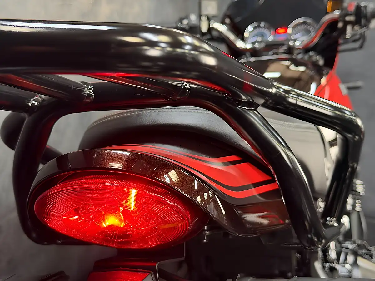 Used 2018 Kawasaki Z900 RS Modern Classic Brown - Interior and Exterior details 14