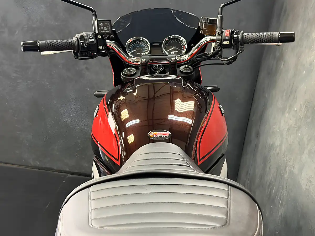 Used 2018 Kawasaki Z900 RS Modern Classic Brown - Interior and Exterior details 20