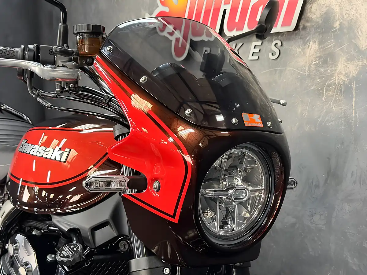 Used 2018 Kawasaki Z900 RS Modern Classic Brown - Interior and Exterior details 7