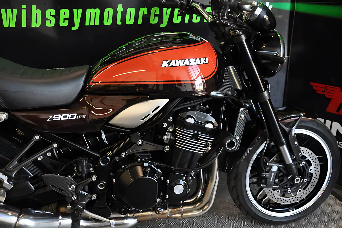 Used 2018 Kawasaki Z900 RS Orange - Interior and Exterior details 4