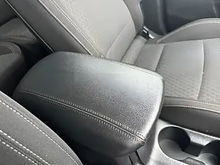 Used 2018 Kia Carens 2 Black - Interior and Exterior details 16