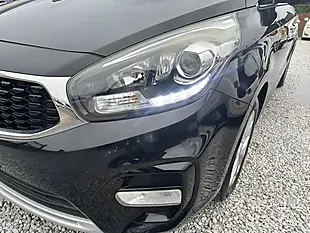 Used 2018 Kia Carens 2 Black - Interior and Exterior details 17