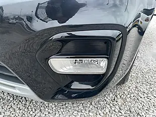 Used 2018 Kia Carens 2 Black - Interior and Exterior details 18