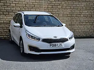 Used 2018 Kia Ceed 1 Sportswagon White - Interior and Exterior details 12