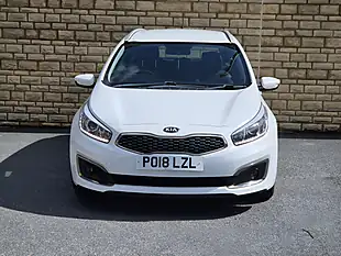 Used 2018 Kia Ceed 1 Sportswagon White - Interior and Exterior details 9