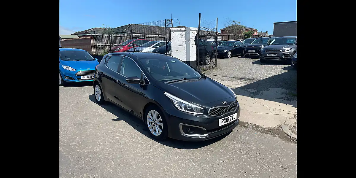 Used 2018 Kia Ceed 2 Black - Front View