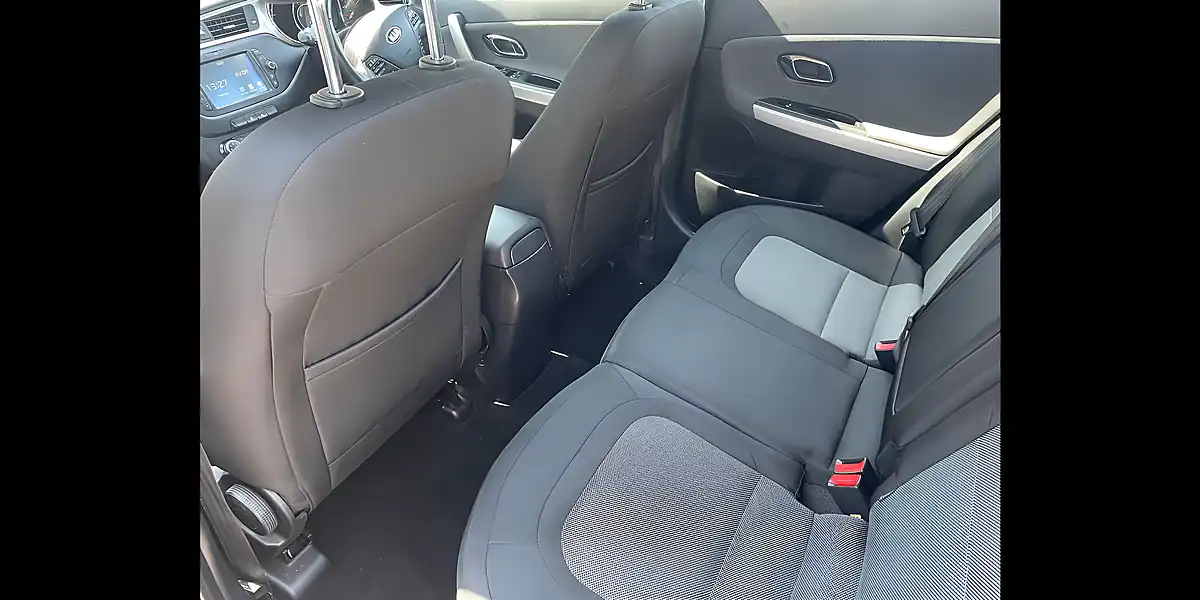 Used 2018 Kia Ceed 2 Black - Interior and Exterior details 10