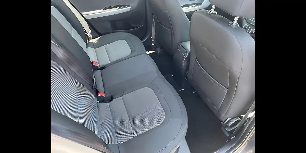 Used 2018 Kia Ceed 2 Black - Interior and Exterior details 12
