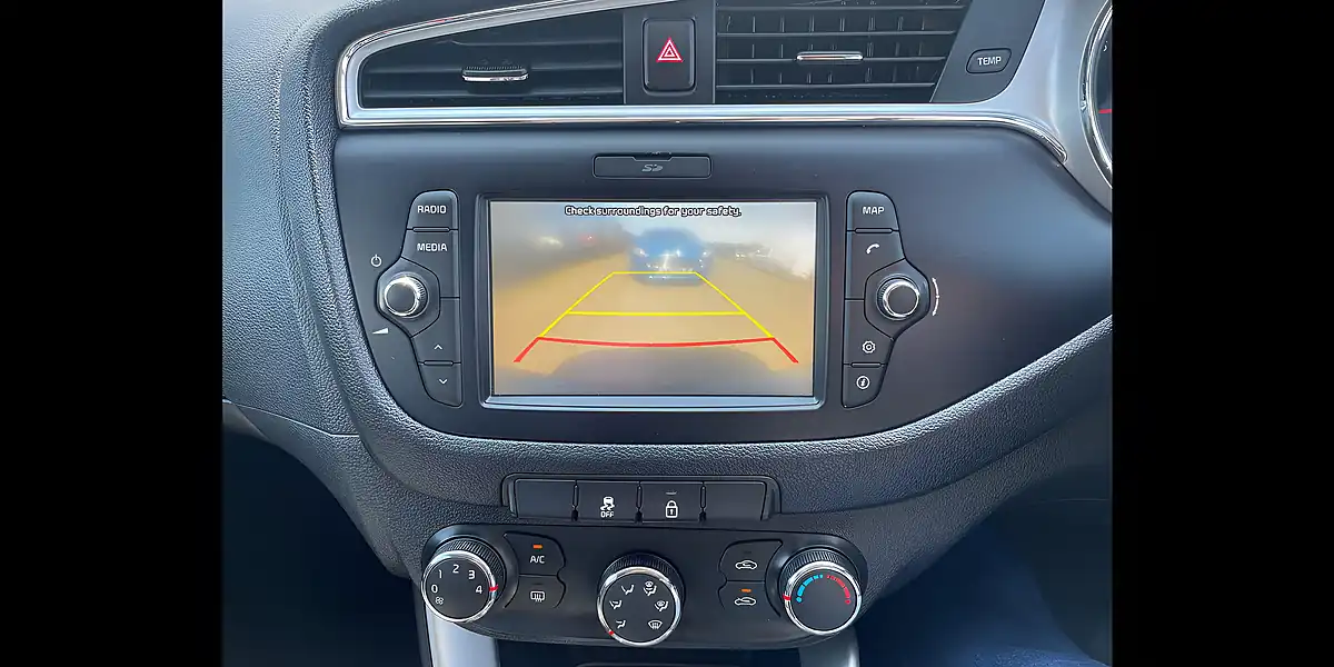 Used 2018 Kia Ceed 2 Black - Interior and Exterior details 16