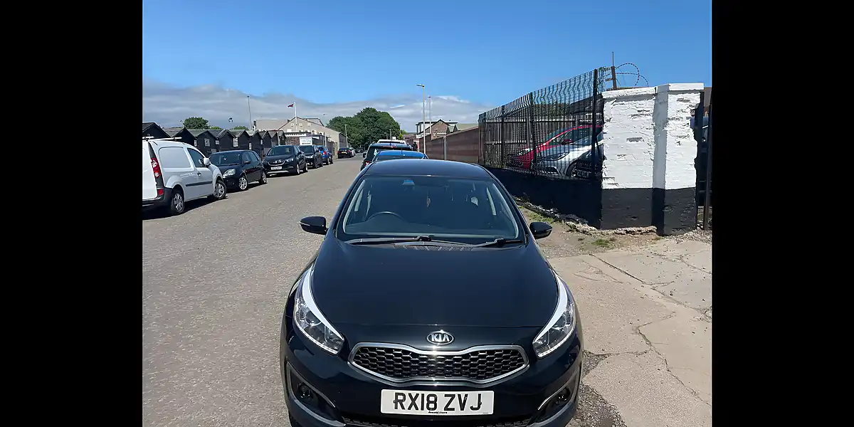 Used 2018 Kia Ceed 2 Black - Interior and Exterior details 2