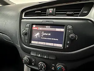 Used 2018 Kia Ceed 2 Silver - Interior and Exterior details 12