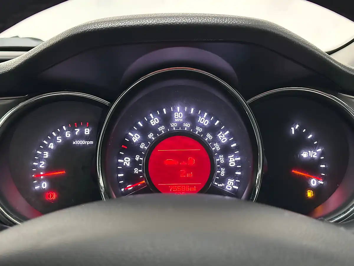 Used 2018 Kia Ceed 2 Silver - Interior and Exterior details 17