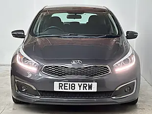 Used 2018 Kia Ceed 2 Silver - Interior and Exterior details 2