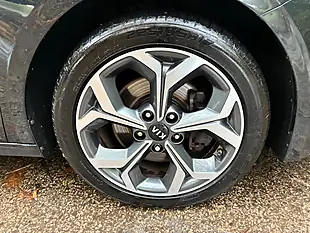 Used 2018 Kia Ceed 3 Black - Interior and Exterior details 12