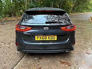Used 2018 Kia Ceed 3 Black - Interior and Exterior details 7