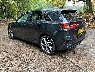 Used 2018 Kia Ceed 3 Black - Interior and Exterior details 9
