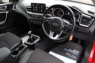 Used 2018 Kia Ceed 3 Sportswagon Red - Interior and Exterior details 12