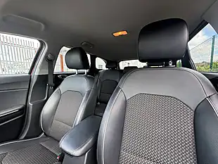 Used 2018 Kia Ceed 3 Sportswagon Red - Interior and Exterior details 5