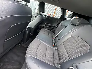 Used 2018 Kia Ceed 3 Sportswagon Red - Interior and Exterior details 6