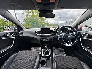 Used 2018 Kia Ceed 3 Sportswagon Red - Interior and Exterior details 7