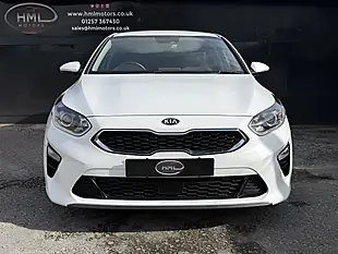 Used 2018 Kia Ceed 3 White - Interior and Exterior details 5