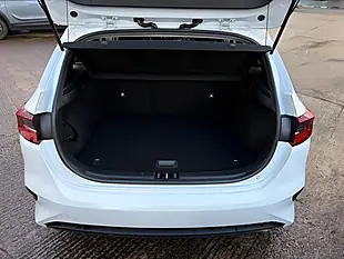 Used 2018 Kia Ceed Eco 2 White - Interior and Exterior details 10