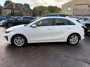 Used 2018 Kia Ceed Eco 2 White - Interior and Exterior details 5