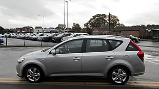 Used 2018 Kia Ceed Ecodynamics 2 Sports Wagon Silver - Interior and Exterior details 4